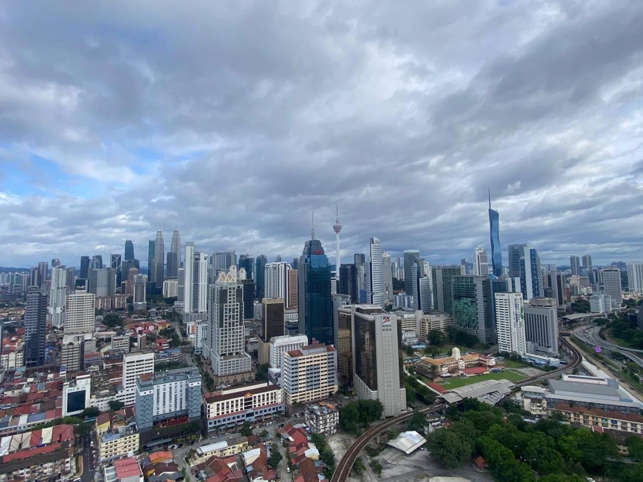 Celestial Heights Hostel Featuring Infinity Skypool Kuala Lumpur Exterior photo